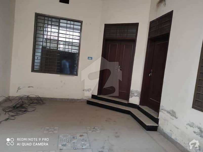 عزیز آباد کالونی بہاولپور میں 7 کمروں کا 5 مرلہ مکان 72 لاکھ میں برائے فروخت۔