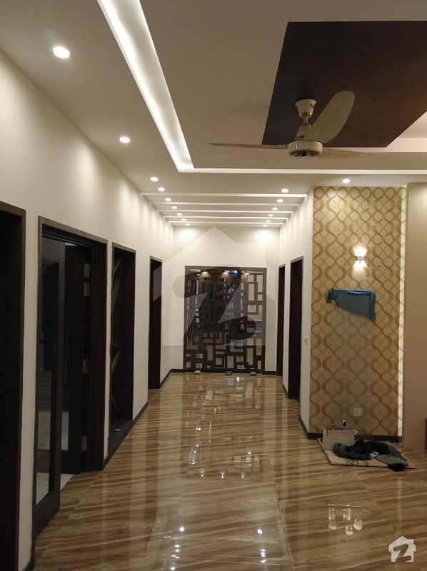 ڈی ایچ اے فیز 7 ڈیفنس (ڈی ایچ اے) لاہور میں 3 کمروں کا 1 کنال بالائی پورشن 55 ہزار میں کرایہ پر دستیاب ہے۔