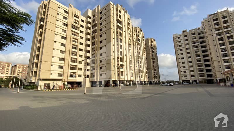 Buy A 2200  Square Feet Flat For Sale In Malir