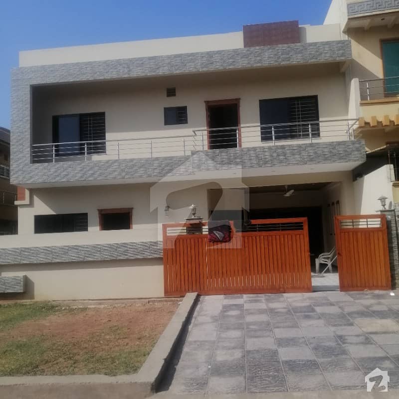 Brand New Sun Facing 35x70 Street Corner House For Sale In G13