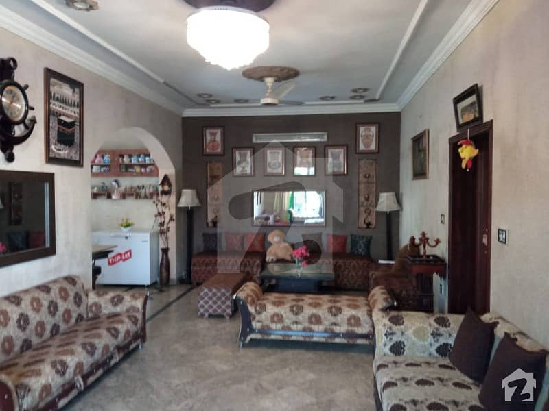 واپڈا ٹاؤن لاہور میں 5 کمروں کا 10 مرلہ مکان 1.95 کروڑ میں برائے فروخت۔