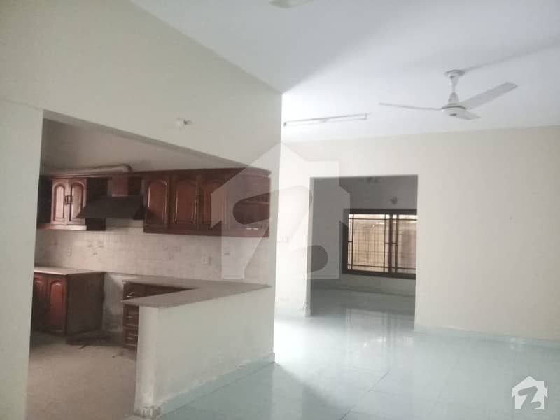 300 Yards 3 Bed Small Complex Ground Floor Flat For Sale