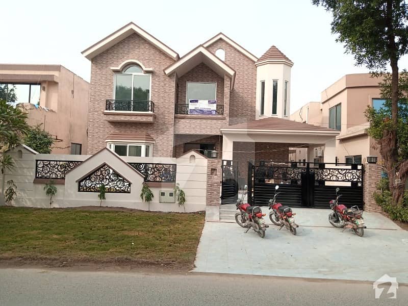 1 Kanal Brand New Very Luxurious Bungalow For Sale With Basement At Excellent Location Of Phase 5 Dha