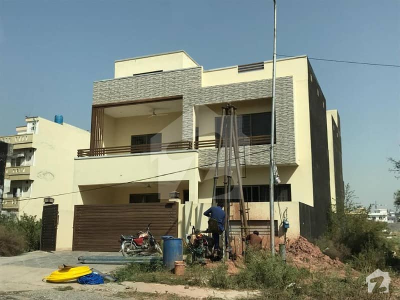 G-14 Islamabad 10 Marla Double Storey 4 Beds House For Sale In Street 1