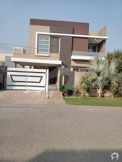 3 Years Old 10 Marla 4 Bedrooms House For Sale In Sector C Phase 8 Eden City Lahore 3 Years Old 10 Marla 4 Bedrooms House For Sale In Sector C Phase 8 Eden City Lahore