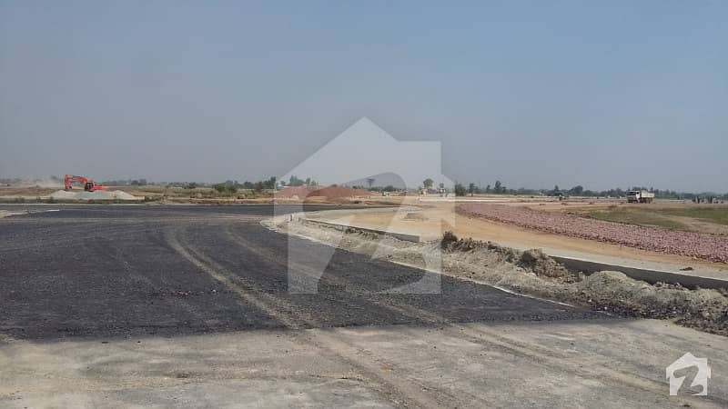 10 Marla Residential Plot For Sale At LDA City Phase 1  At Prime Location