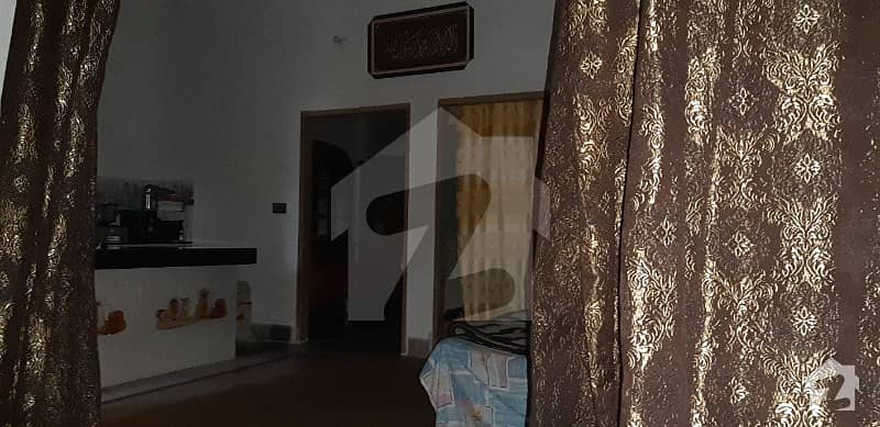 سُندرانڈسٹریل اسٹیٹ لاہور میں 4 کمروں کا 5 مرلہ مکان 35 ہزار میں کرایہ پر دستیاب ہے۔