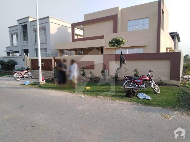 4500  Square Feet House In Stunning Dha Defence Is Available For Rent