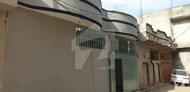 5.5 Marla House For Sale In Gulberg Town