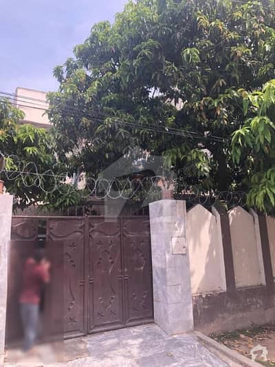 حیات آباد فیز 2 - جے4 حیات آباد فیز 2 حیات آباد پشاور میں 4 کمروں کا 10 مرلہ مکان 2.8 کروڑ میں برائے فروخت۔ حیات آباد فیز 2 - جے4 حیات آباد فیز 2 حیات آباد پشاور میں 4 کمروں کا 10 مرلہ مکان 2.8 کروڑ میں برائے فروخت۔
