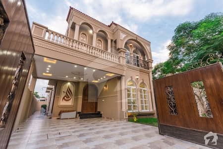 10 Marla New Constructed House is Available For sale in Ex Air Avenue DHA Phase 8 10 Marla New Constructed House is Available For sale in Ex Air Avenue DHA Phase 8