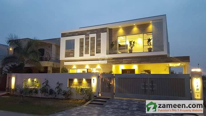 Bahria Town On Canal Road 21 Marla New Bungalow Ideal Location Solid Wood Work Solid Construction Imported Fittings Jacuzzi Tub Bath Complete Double Unit
