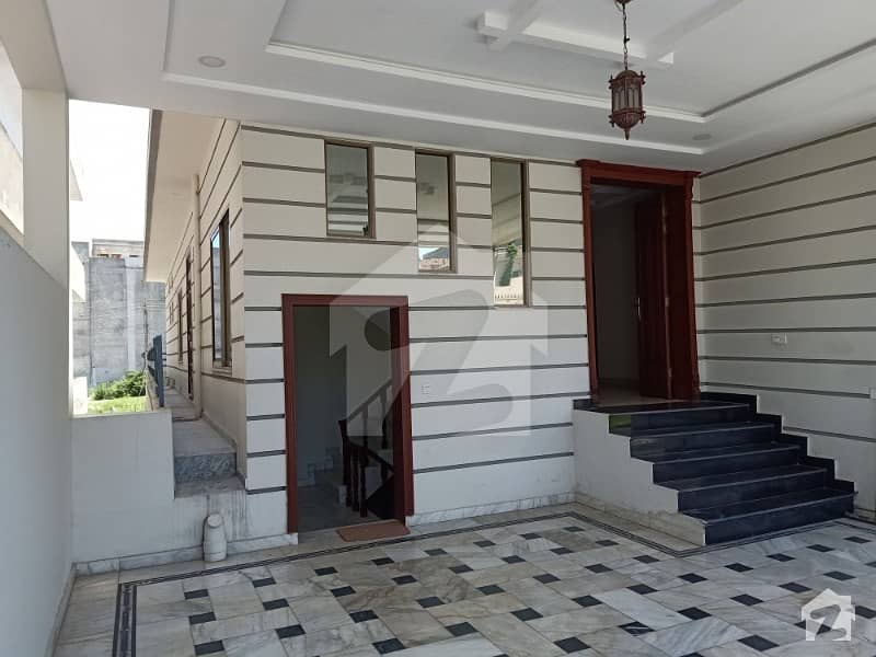 1 Kanal Beautiful Double Storey House For Sale