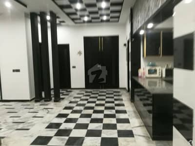 نشیمنِ اقبال فیز 2 نشیمنِ اقبال لاہور میں 7 کمروں کا 1 کنال مکان 2.6 کروڑ میں برائے فروخت۔ نشیمنِ اقبال فیز 2 نشیمنِ اقبال لاہور میں 7 کمروں کا 1 کنال مکان 2.6 کروڑ میں برائے فروخت۔