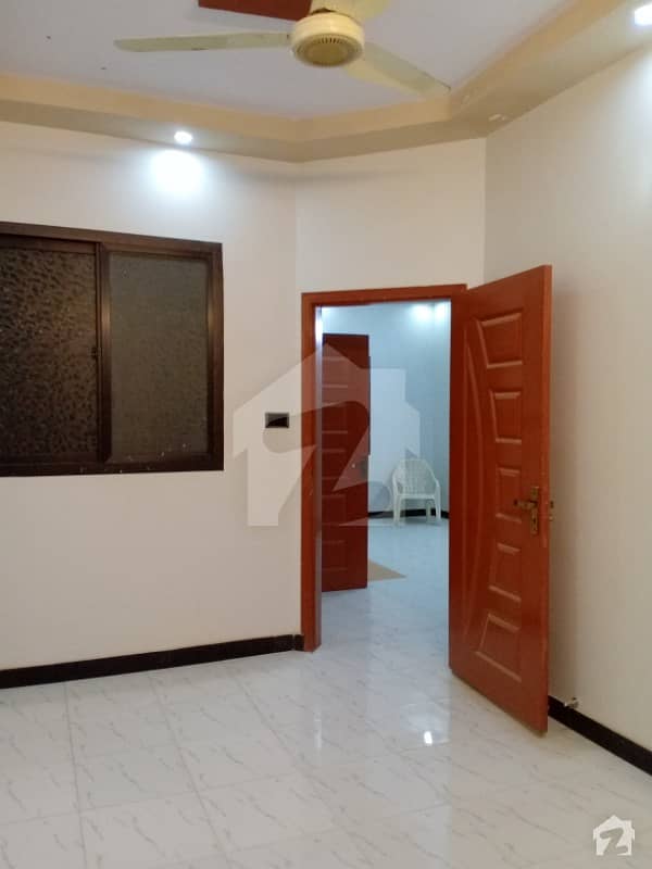 60 Yard Penthouse For Sale 25 Lac