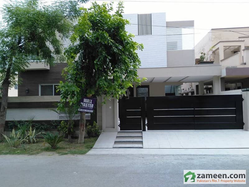 4 Kanal Prime Bungalows 6 Bed Rooms Ideal Location Owner Build A Constriction Near Canal Bahria Town Lahore Sector A