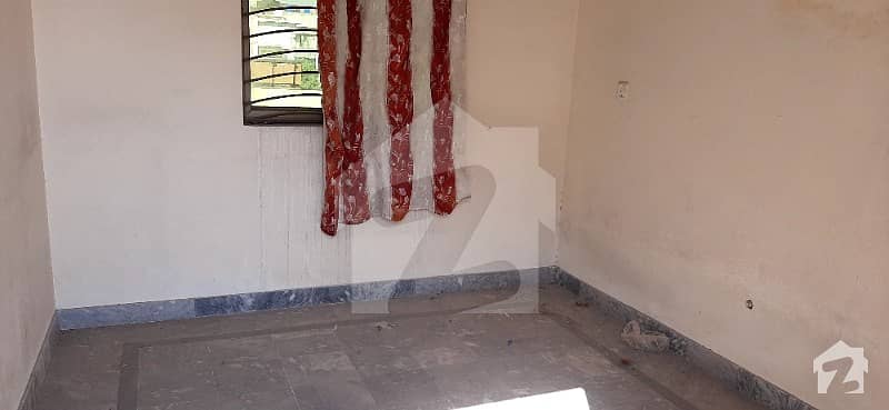 آئیڈیل ہومز سوسائٹی راولپنڈی میں 3 کمروں کا 10 مرلہ بالائی پورشن 12 ہزار میں کرایہ پر دستیاب ہے۔