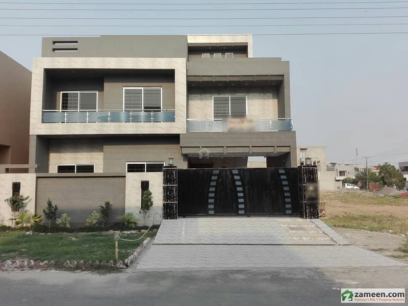 A Good Location Brand New House Available For Sale