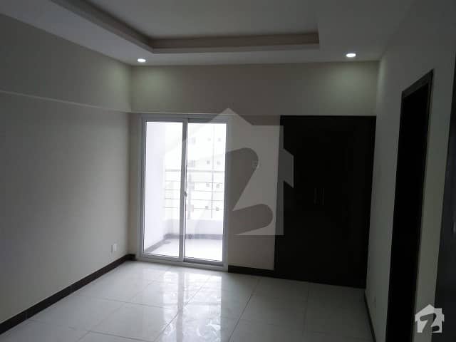 E-11 Capital Residencia 3 Bedroom Flat For Rent