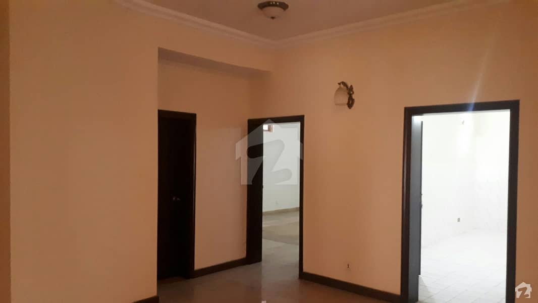 10 Marla Spacious House Available In D-12 For Sale