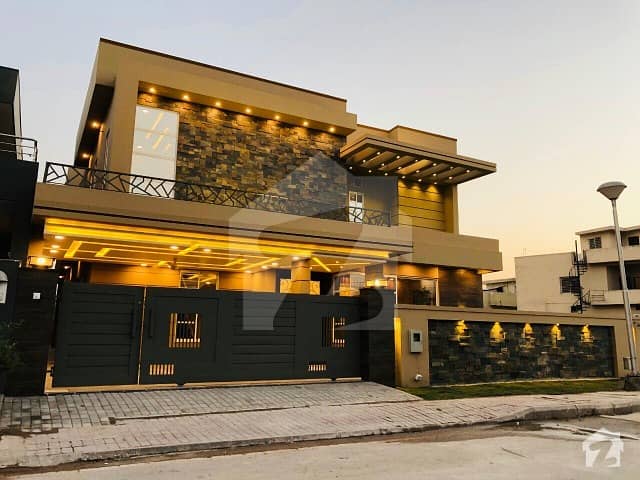 بحریہ ٹاؤن فیز 6 بحریہ ٹاؤن راولپنڈی راولپنڈی میں 5 کمروں کا 1 کنال مکان 5.95 کروڑ میں برائے فروخت۔