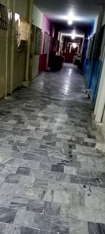 سُرجانی ٹاؤن گداپ ٹاؤن کراچی میں 2 کمروں کا 3 مرلہ فلیٹ 26 لاکھ میں برائے فروخت۔