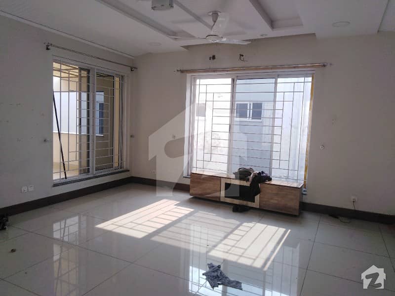 One Kanal Upper Portion For Rent Prime Location