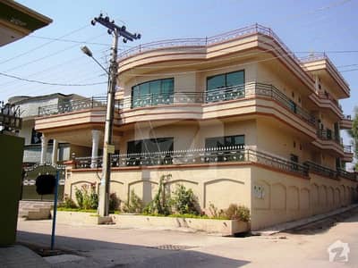 ائیر فورس ہاؤسنگ سوسائٹی راولپنڈی میں 11 کمروں کا 1 کنال مکان 3.75 کروڑ میں برائے فروخت۔