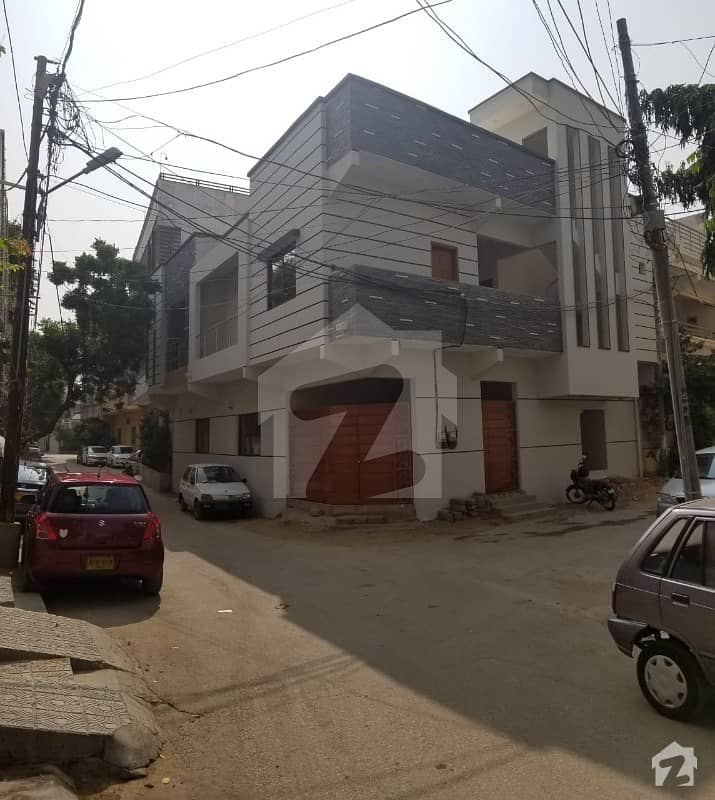 150 Yard Corner House In Central Government Society Block 10 Gulshan E Iqbal