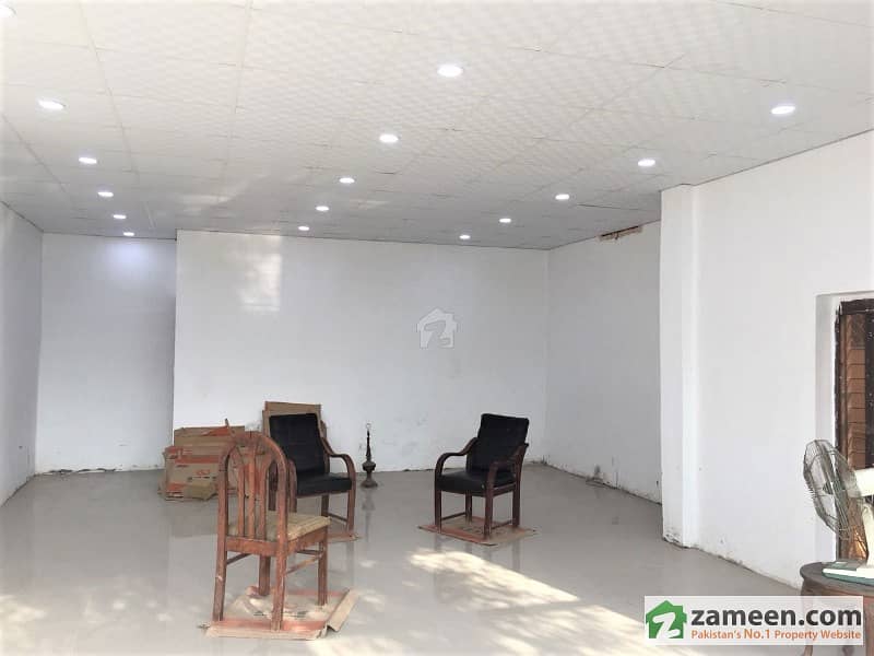 1000 Sq. feet Commercial Space Available For Rent In Ghalib Market Reasonable Rent  Lahore