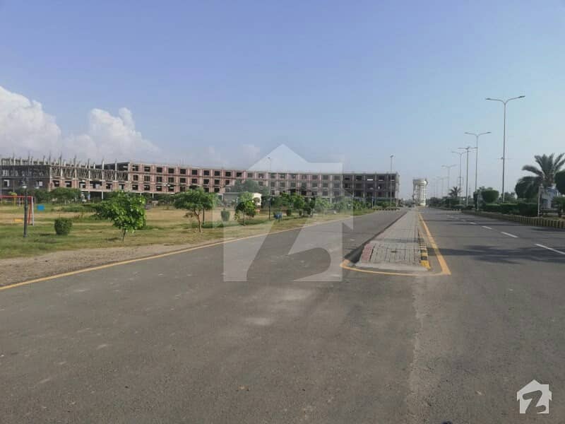 Residential Plot Sized 10 Marla Is Available For Sale In Lahore Motorway City