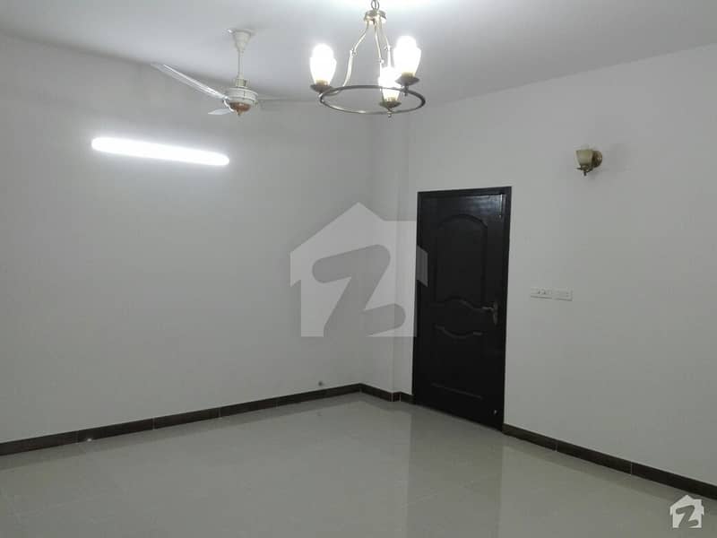 آئی ای پی انجینئرز ٹاؤن لاہور میں 5 کمروں کا 1 کنال مکان 80 ہزار میں کرایہ پر دستیاب ہے۔