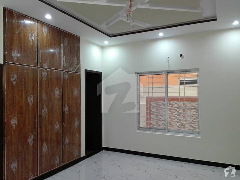 Gorgeous 10 Marla House For Sale Available In Nasheman-e-Iqbal