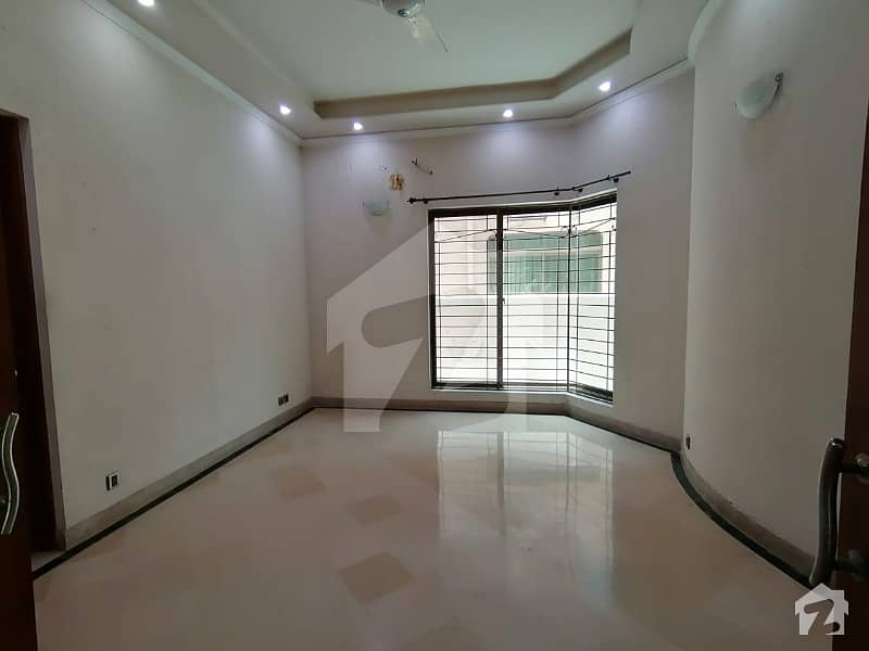 1 Kanal Upper Portion For Rent In Dha Phase 7 Good Location