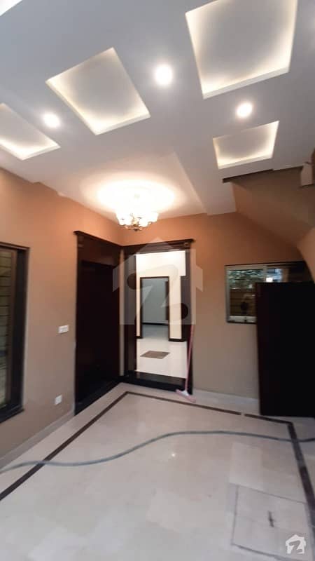 5 Marla Brand New Triple Storey House For Sale