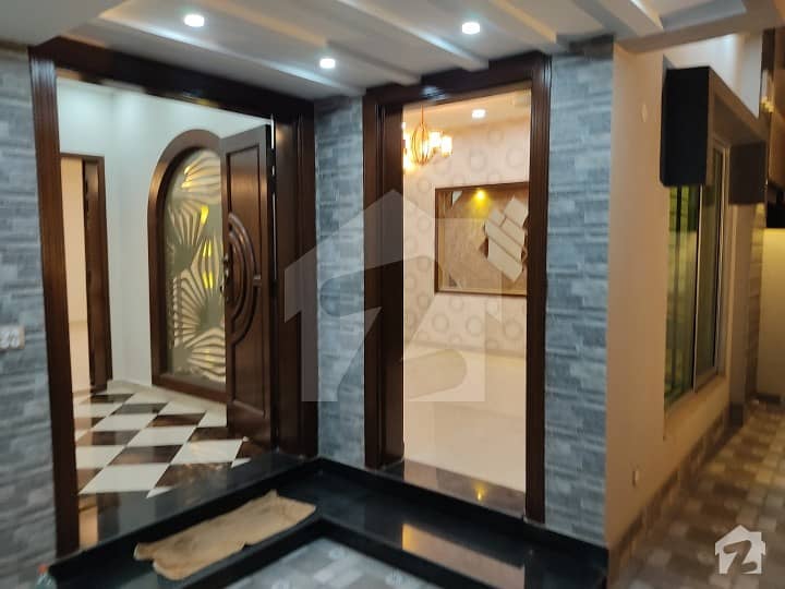 10 Marla Brand New Classy Stylish Bungalow For Sale In Bahria Town Lahore