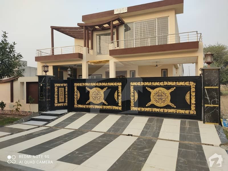 1 Kanal Next To Corner Lavish House For Sale In Phase 6