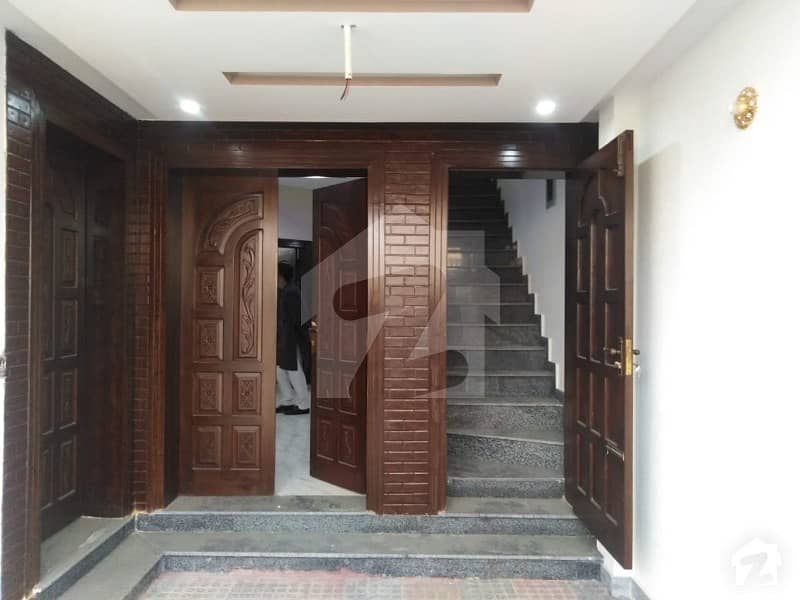 5 Marla Beautiful House For Sale Paragon City.