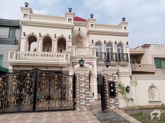 Brand New 1 Kanal Lavish Double Storey House Available For Sale