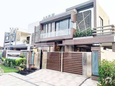 ڈی ایچ اے فیز 8 سابقہ ایئر ایوینیو ڈی ایچ اے فیز 8 ڈی ایچ اے ڈیفینس لاہور میں 5 کمروں کا 1 کنال مکان 5.15 کروڑ میں برائے فروخت۔ ڈی ایچ اے فیز 8 سابقہ ایئر ایوینیو ڈی ایچ اے فیز 8 ڈی ایچ اے ڈیفینس لاہور میں 5 کمروں کا 1 کنال مکان 5.15 کروڑ میں برائے فروخت۔
