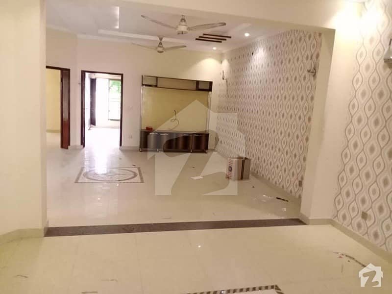 12 Marla Like New Ful House For Rent In Bahria Town Prime Location