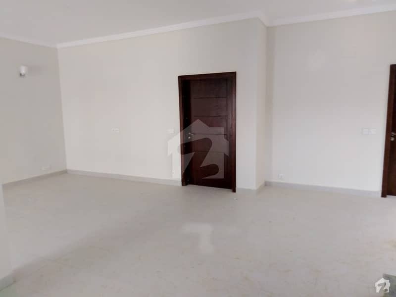 200 Square Yards House For Sale In Bahria Town Karachi