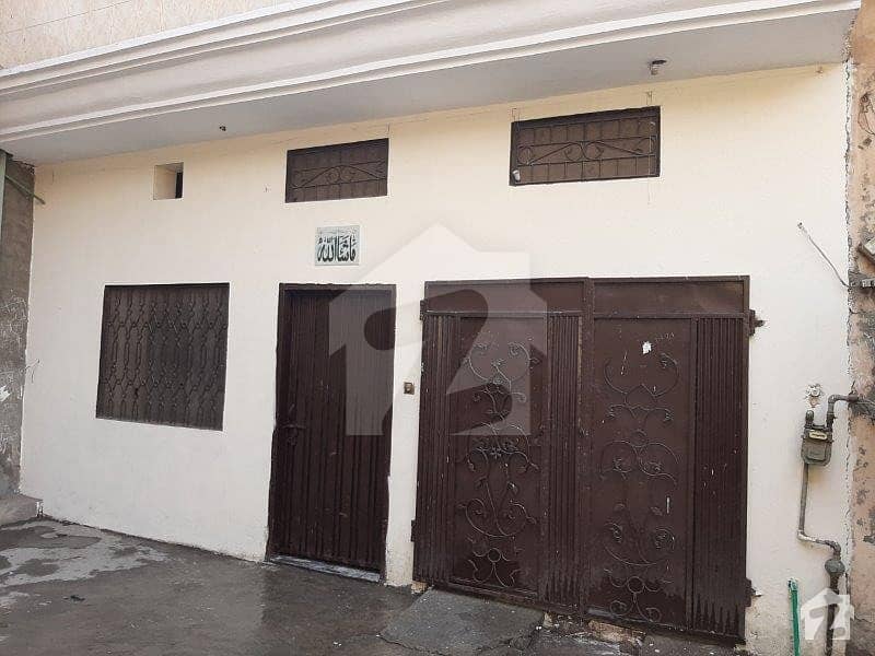 1125  Square Feet House Up For Sale In Daroghewala