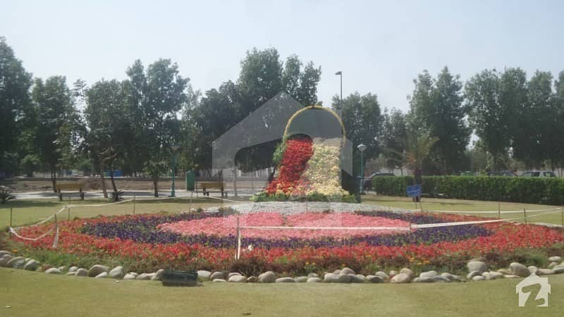 10 Marla Plot For Sale In Overseas B Bahria Town Lahore