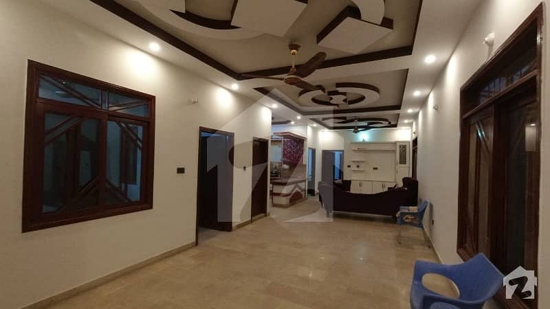 300 Sq Yards Upper Portion with roof For Sale In Gulistan E Jauhar
