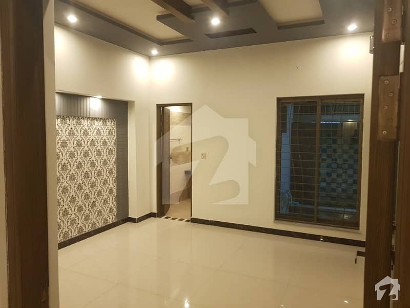 Kanal 3 Bed Excellent Upper Portion In Gulshan E Lahore Society Near Wapda Town