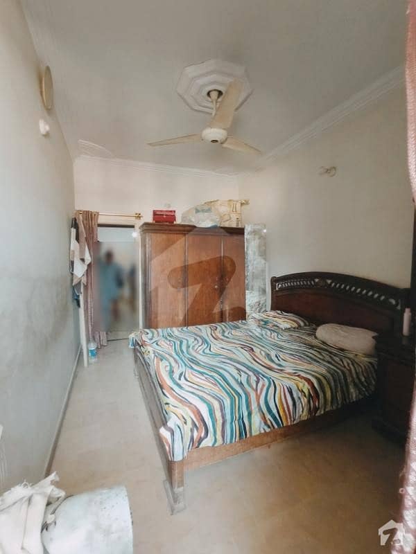 پاپوش نگر نارتھ ناظم آباد کراچی میں 2 کمروں کا 4 مرلہ فلیٹ 45 لاکھ میں برائے فروخت۔