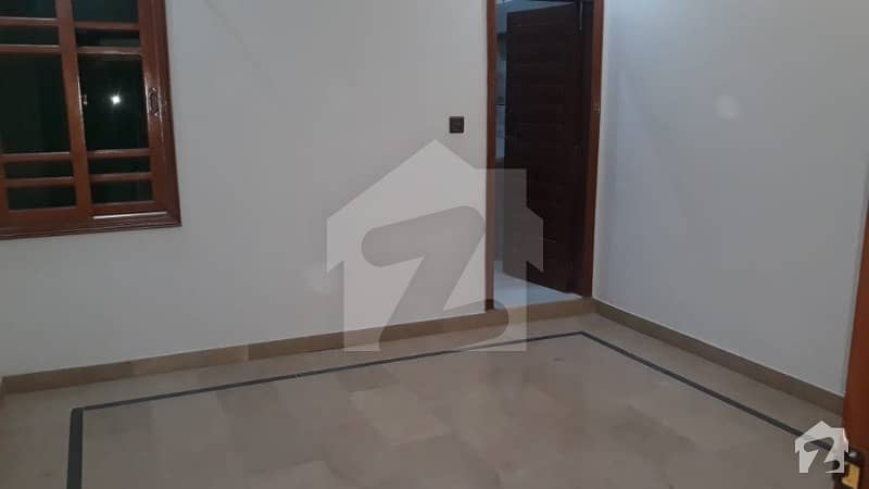 Main Road 150 Ft 2nd Floor Portion  For Rent