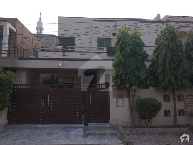 Centrally Located House In Punjab Coop Housing Society Is Available For Sale