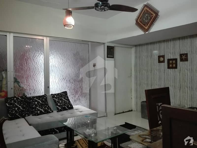 Spacious 750  Square Feet Flat Available For Sale In Gulistan-E-Jauhar